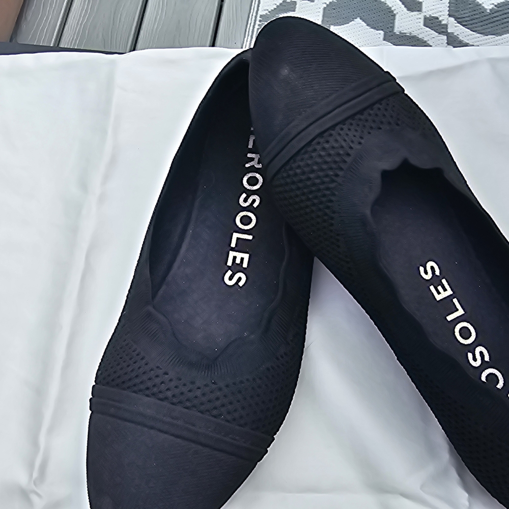 Black Aerosoles Flats